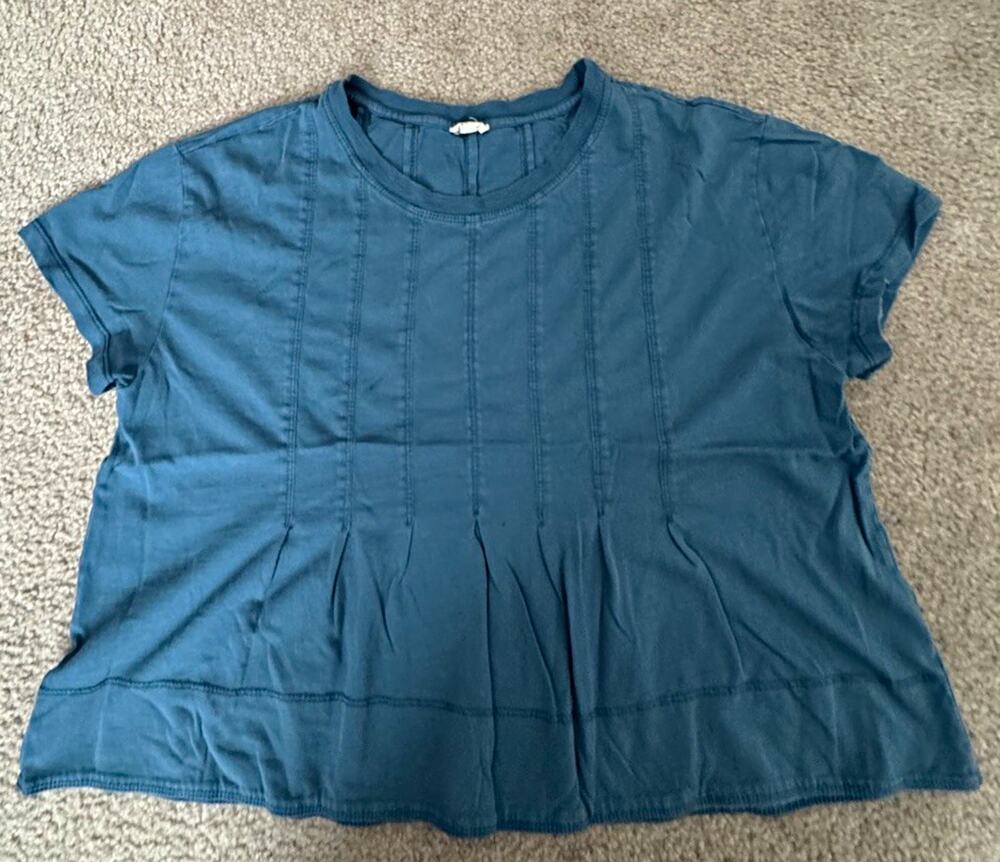 Pilcro Anthropologie Womens L Blue Pintuck Babydoll Peplum Crop Top Cotton